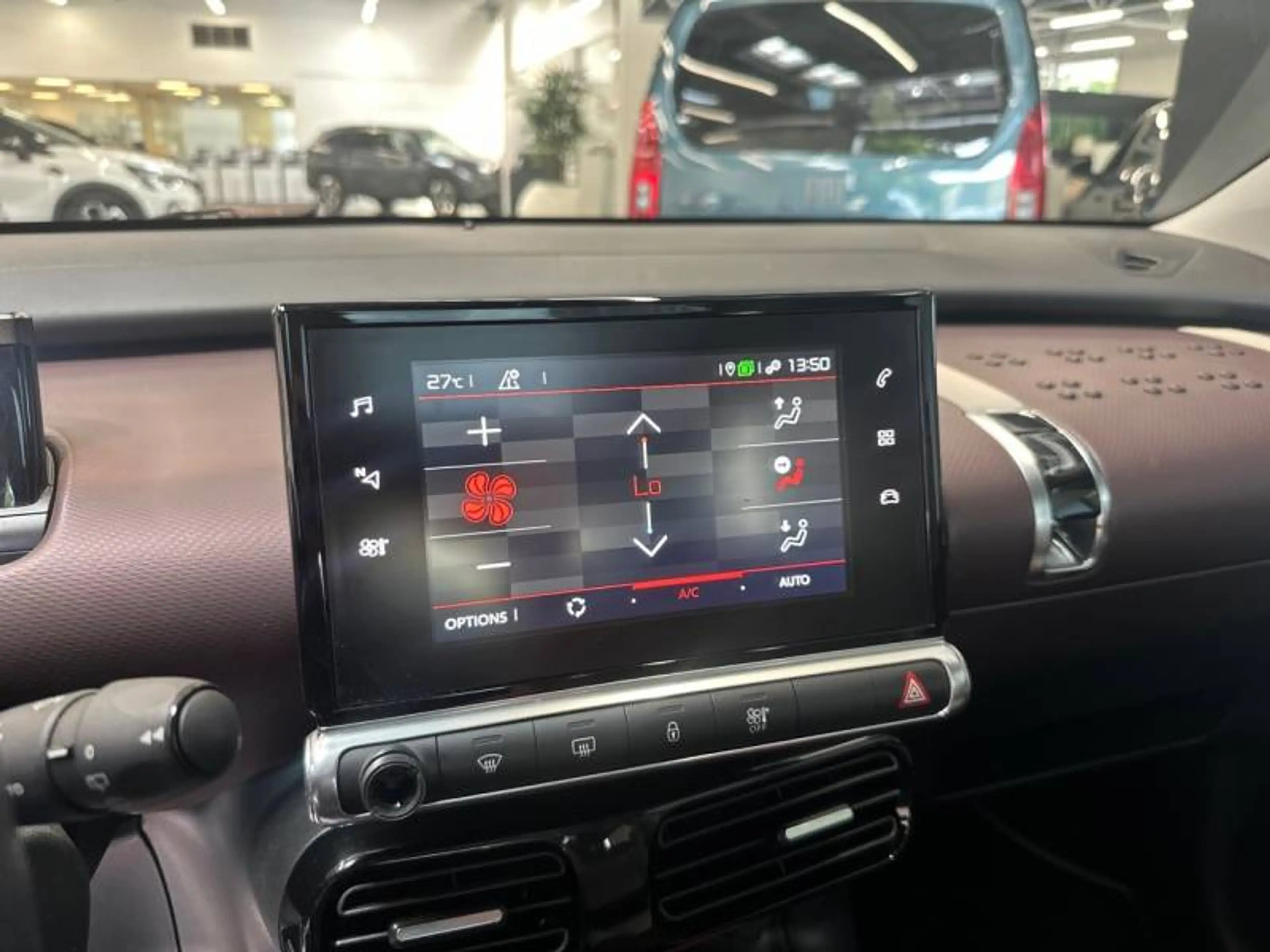 Citroen C4 Cactus 1 1.2 PureTech 110 S&S MAN6 Shine — photo 18