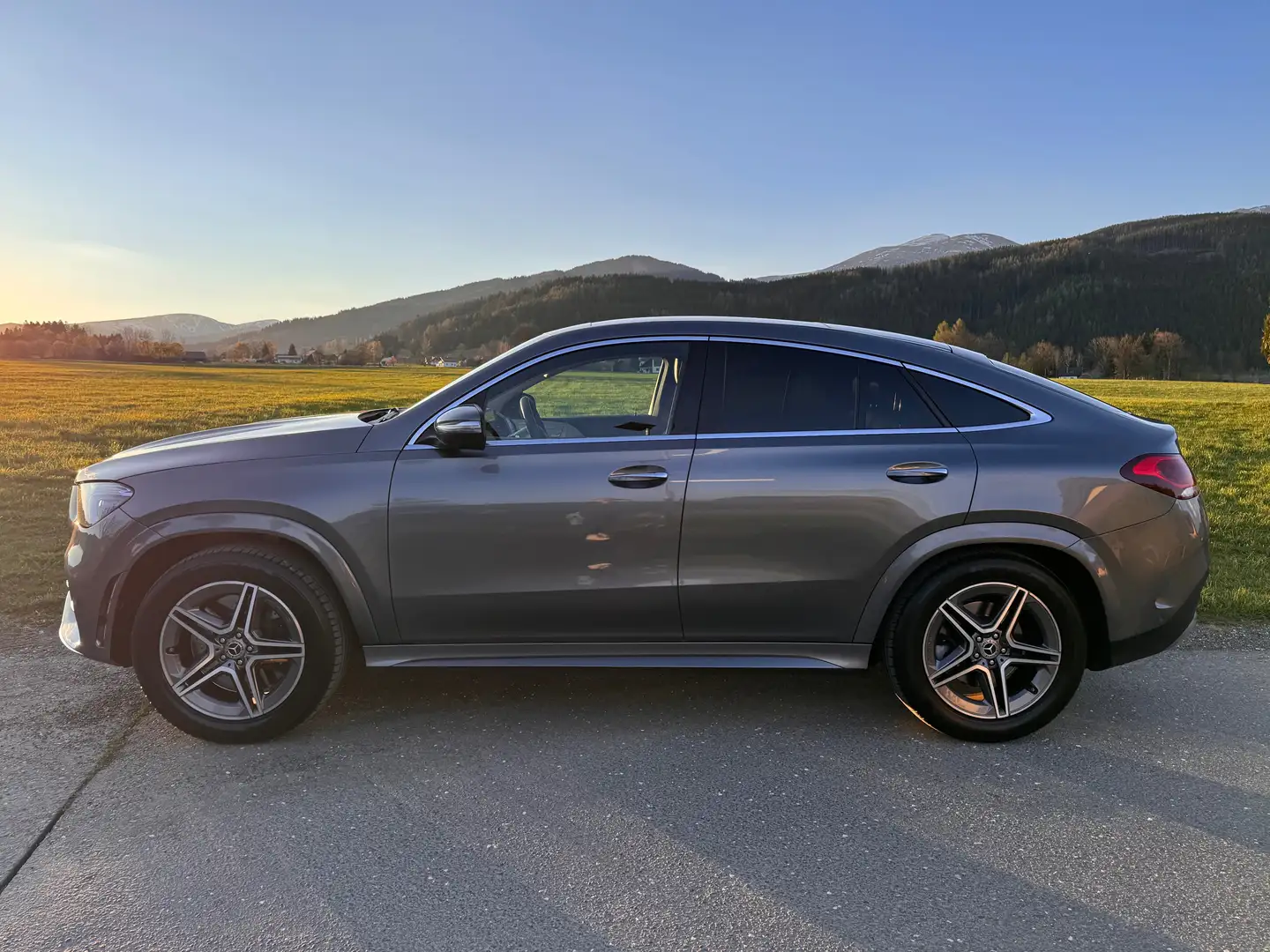 Mercedes-Benz GLE 400 GLE 400 d Coupé 4MATIC Aut. Grau - 1