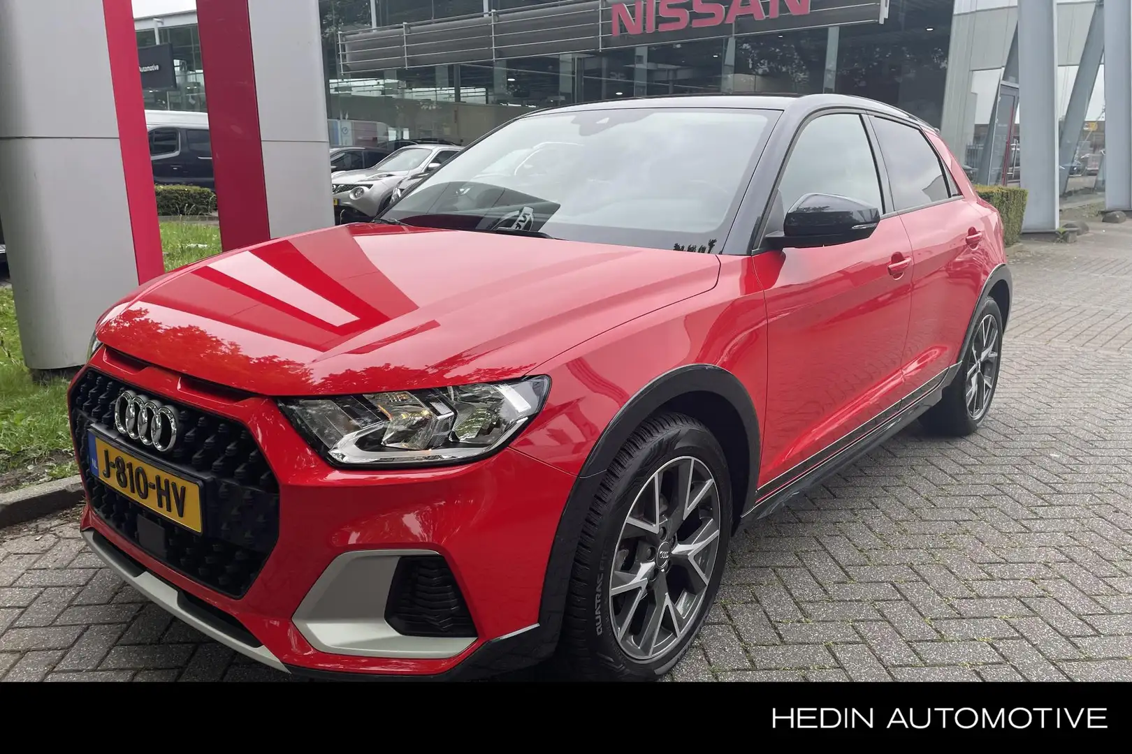 Audi A1 citycarver 25 TFSI epic Airco l Navigatie l Virtua Red - 1