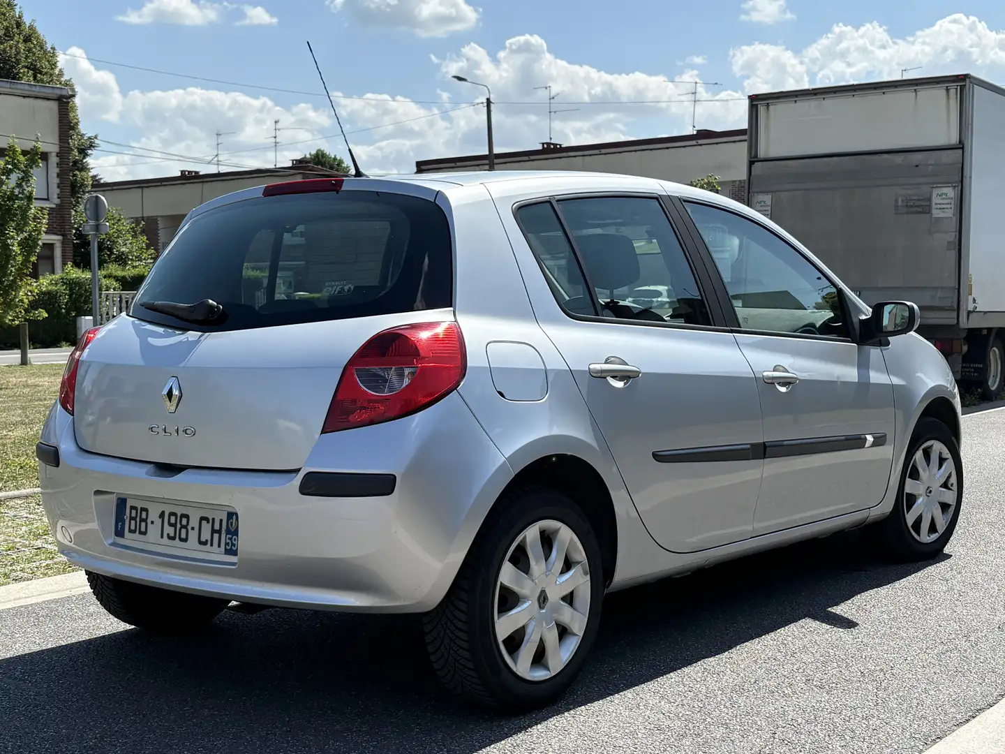 Renault Clio 1.5 dCi 85 eco2 Dynamique - 2