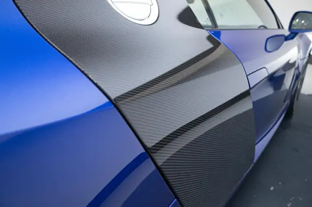 Audi R8 view 22