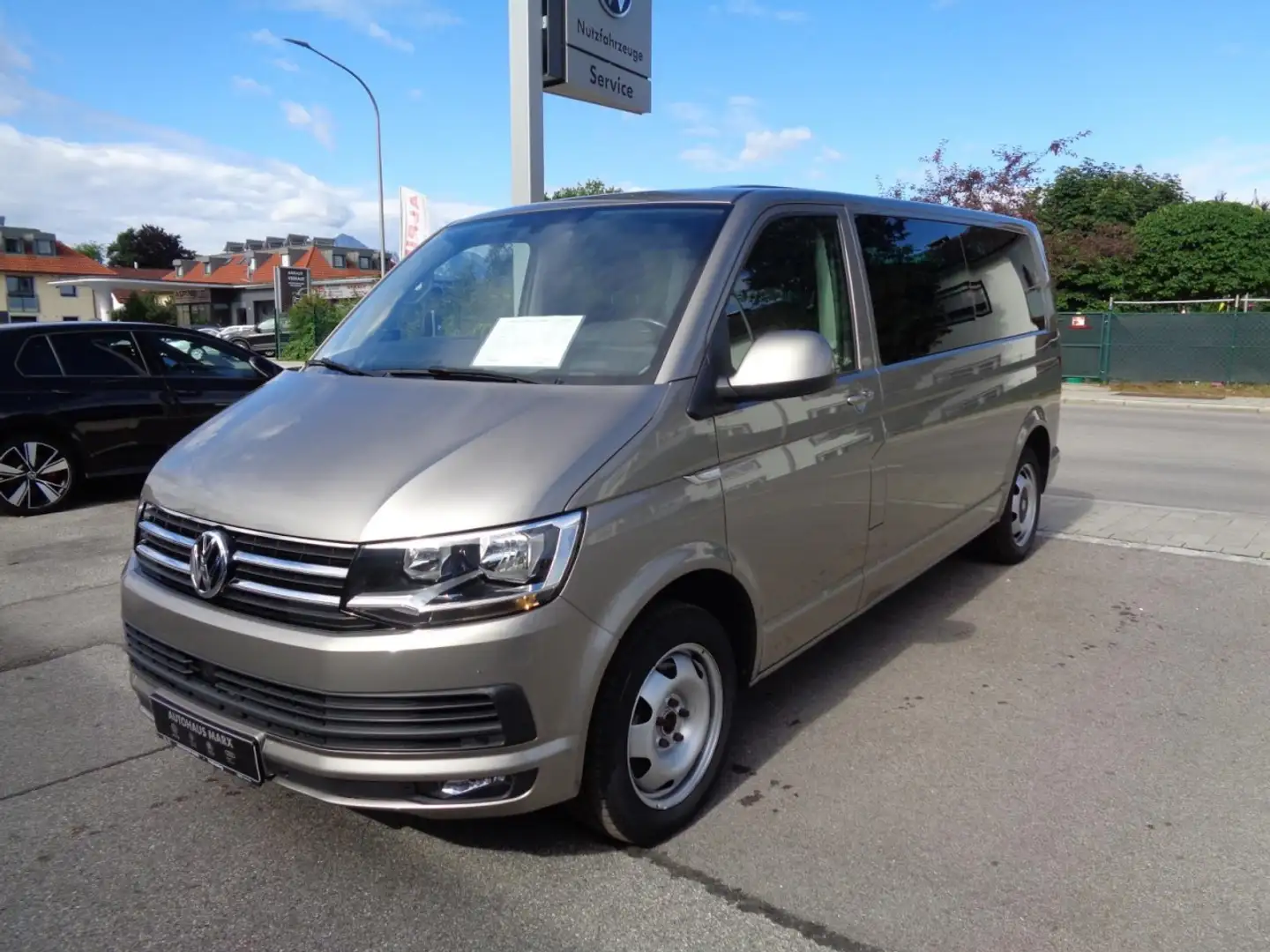 Volkswagen T6 Caravelle 2.0 TDI DSG LR Comfortline (AHK, PDC, GRA) Klima Beige - 2