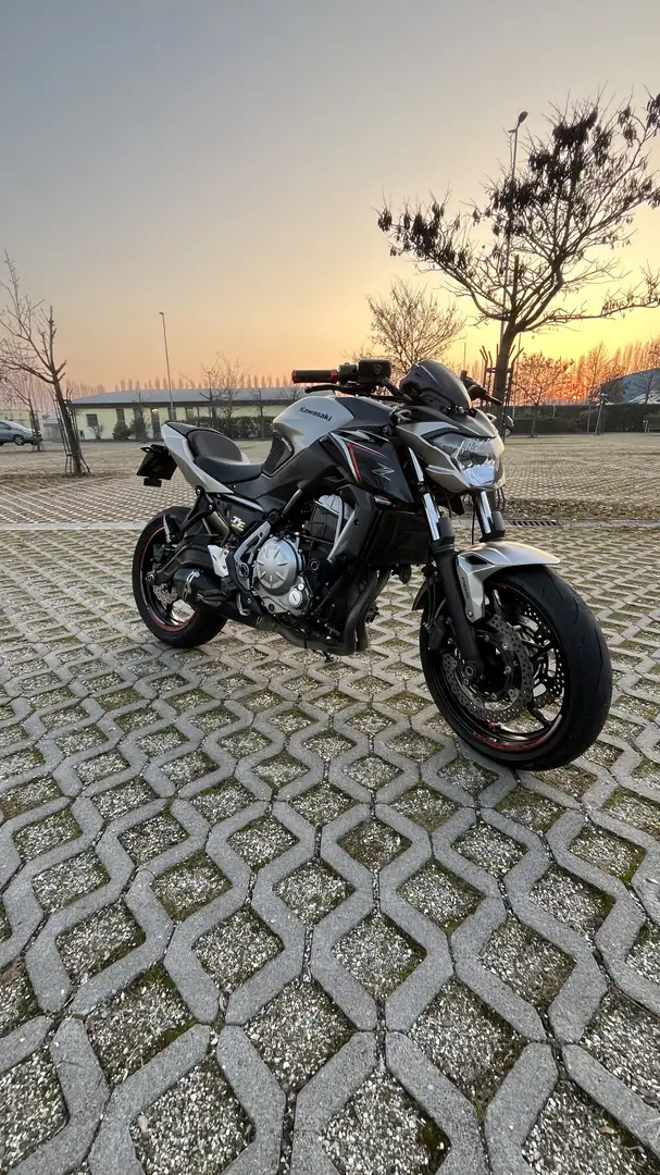 Kawasaki Z 650 depo SOLO a libretto - 2