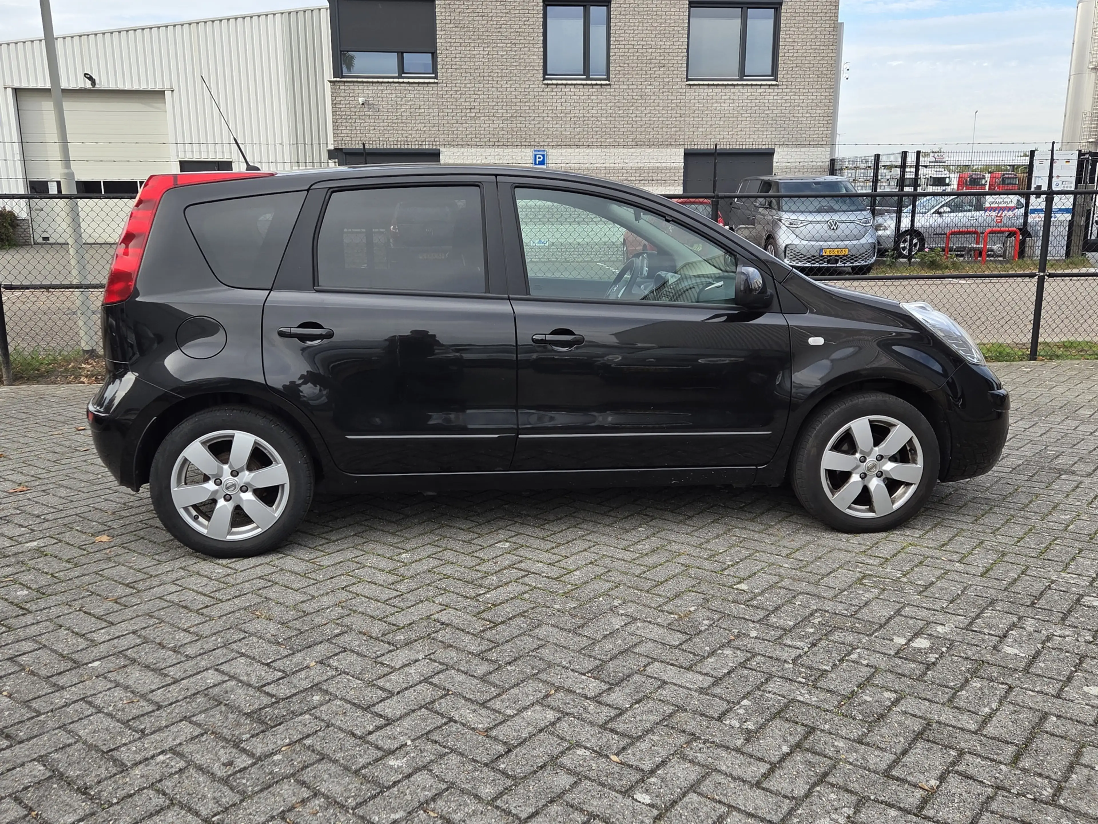 Nissan Note 1.6 Acenta uitvoering airco automaat hoge-instap ! — photo 19