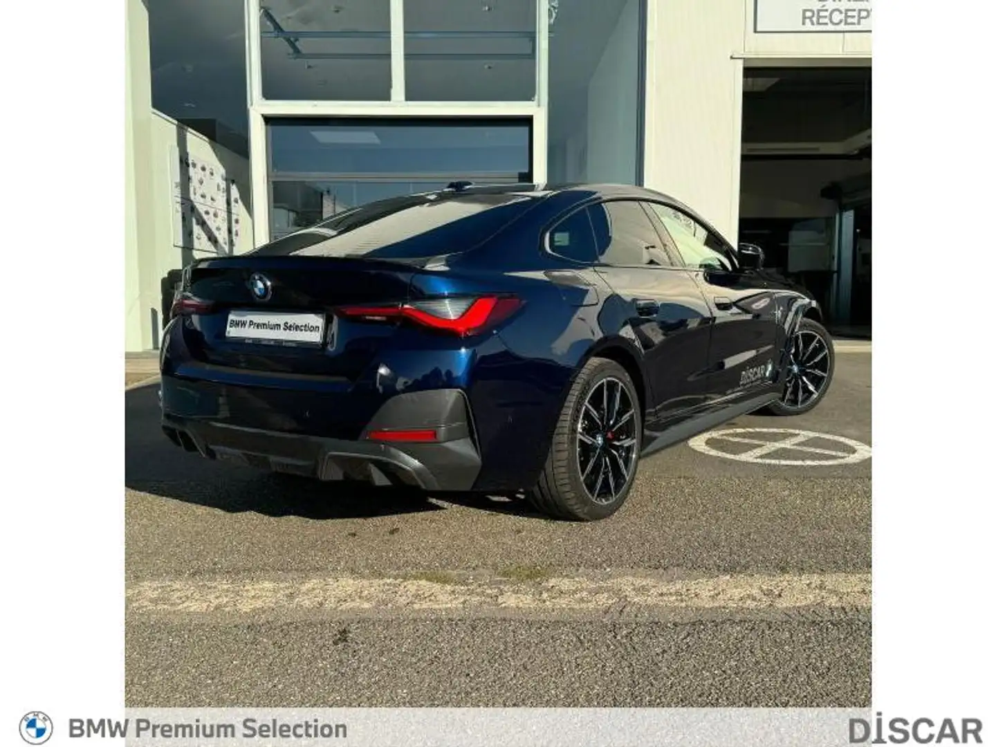 BMW i4 eDrive40 Blau - 2
