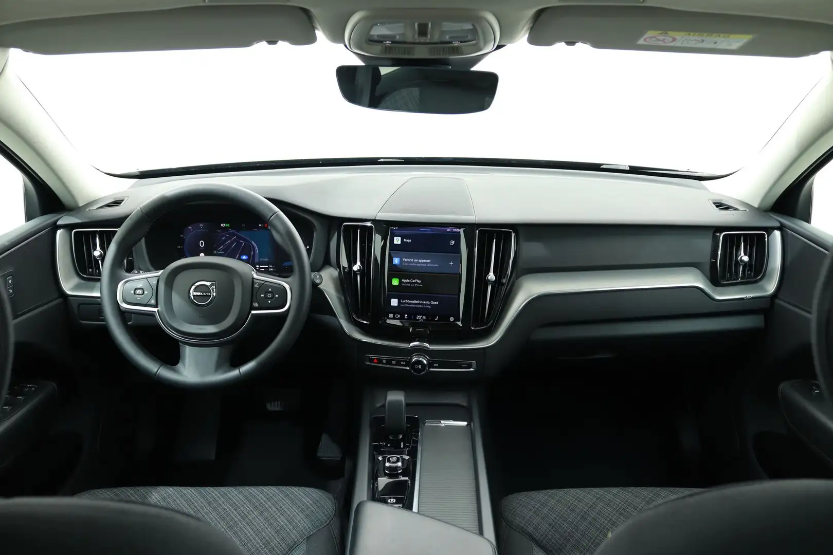 Volvo XC60 2.0 T6 RECHARGE 350PK AWD CORE BRIGHT AUT8 | Panor Zwart - 2