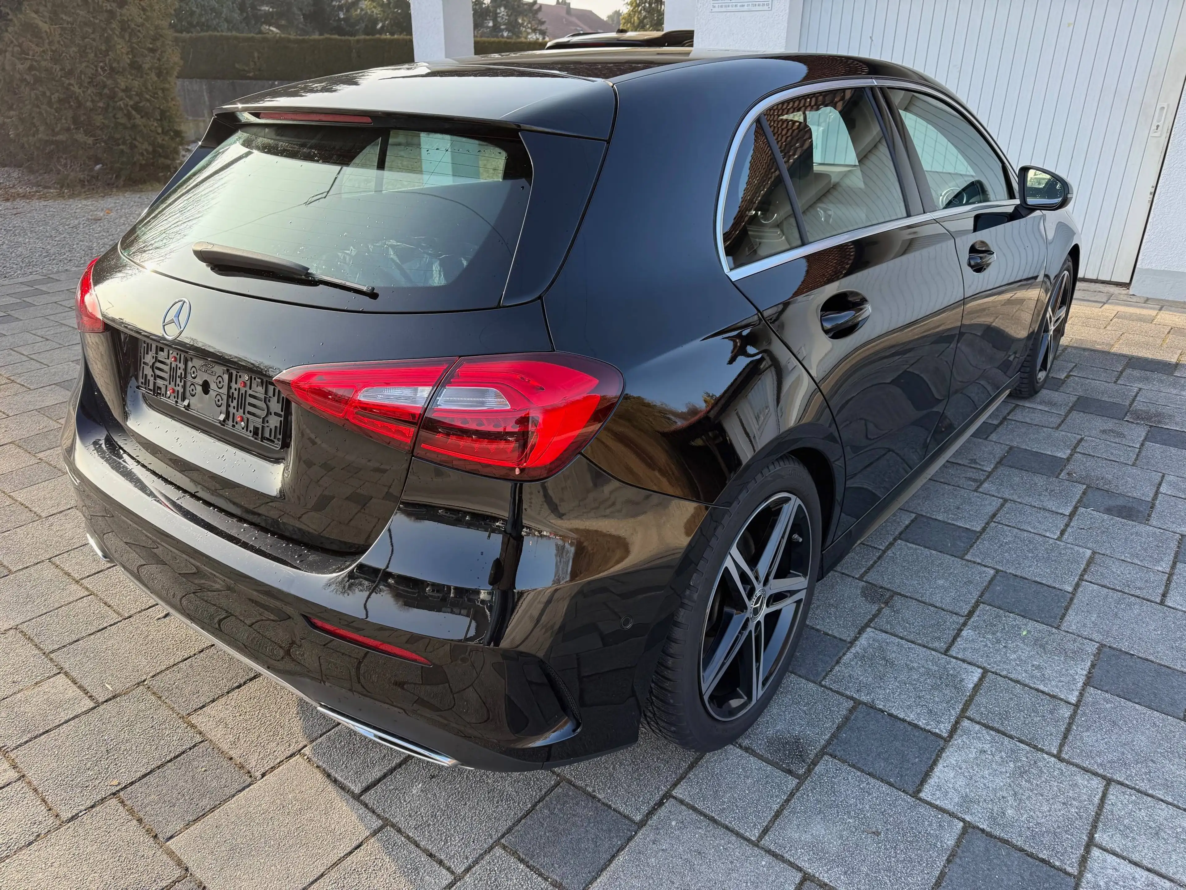 Mercedes-Benz A 220 d DCT AMG ParkAssist Navi — photo 4