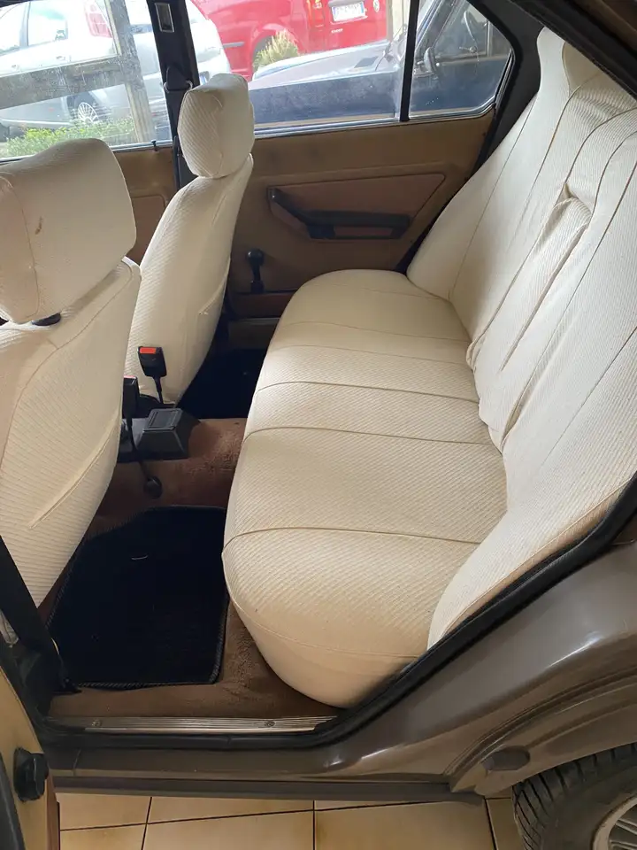 Alfa Romeo Alfetta 2.0 L, foto 6