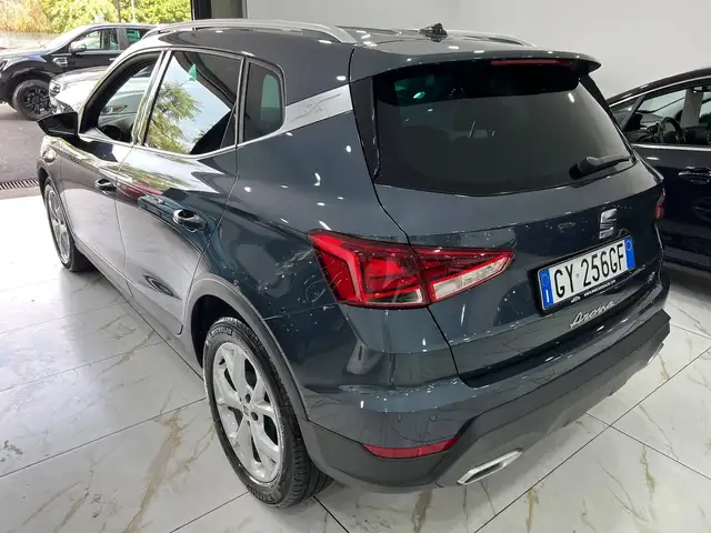 SEAT Arona view 4