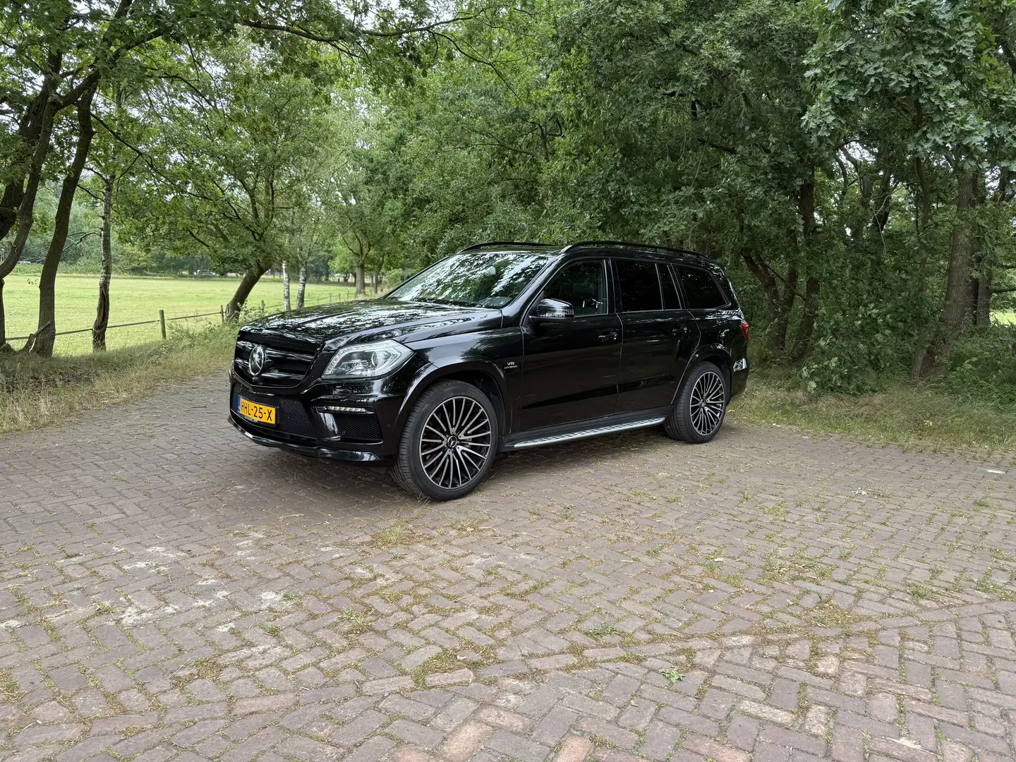 Mercedes-Benz GL 500 4Matic (BlueEFFICIENCY) 7G-TRONIC Zwart - 2