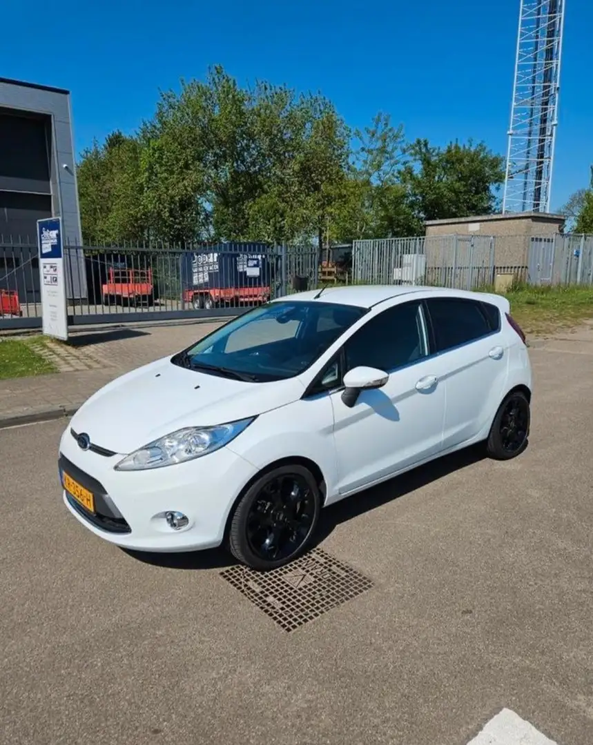 Ford Fiesta 1.6 Ti-VCT Titanium - 1