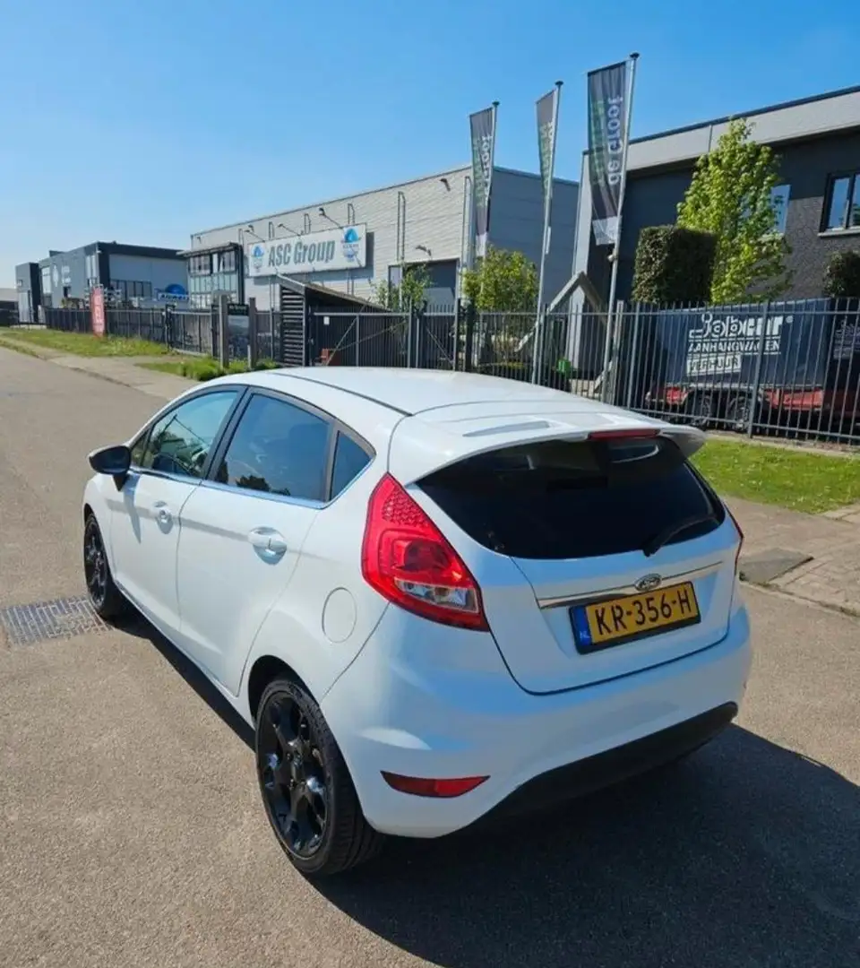 Ford Fiesta 1.6 Ti-VCT Titanium - 2