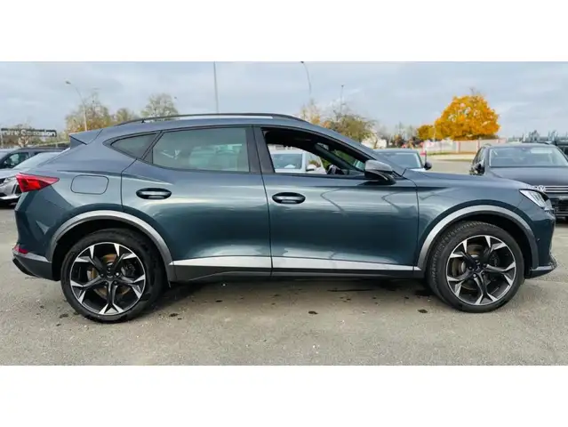 Cupra Formentor view 7