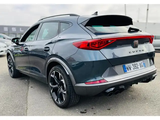 Cupra Formentor view 5