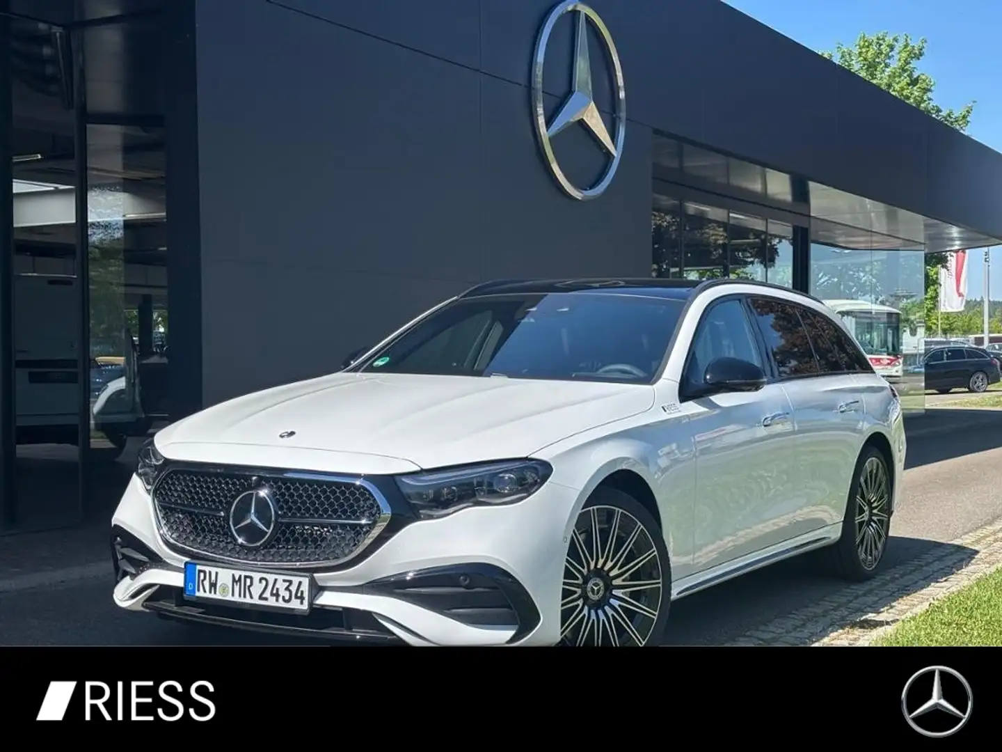 Mercedes-Benz E 450 d 4M T AMG+AHK+PANO+SUPERSCREEN+HUD+21"+ Fehér - 1