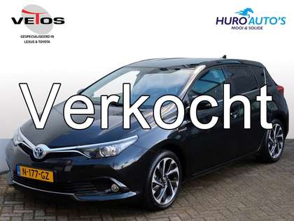 Toyota Auris 1.8 Hybrid Dynamic | Navigatie | Parkeersensoren |