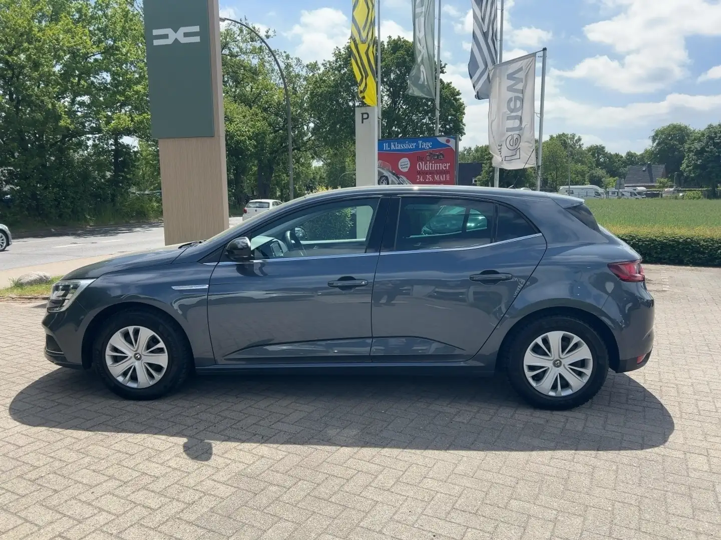Renault Megane IV Limited Deluxe 1.3 TCe 140 *Automatik* Gris - 2