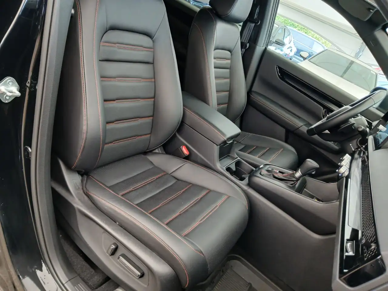 Honda CR-V photo Honda CR-V