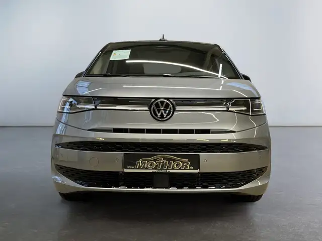 Volkswagen Multivan view 6