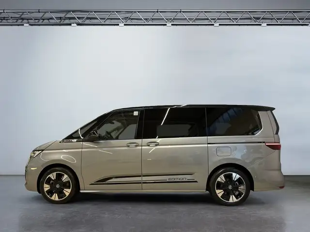 Volkswagen Multivan view 3