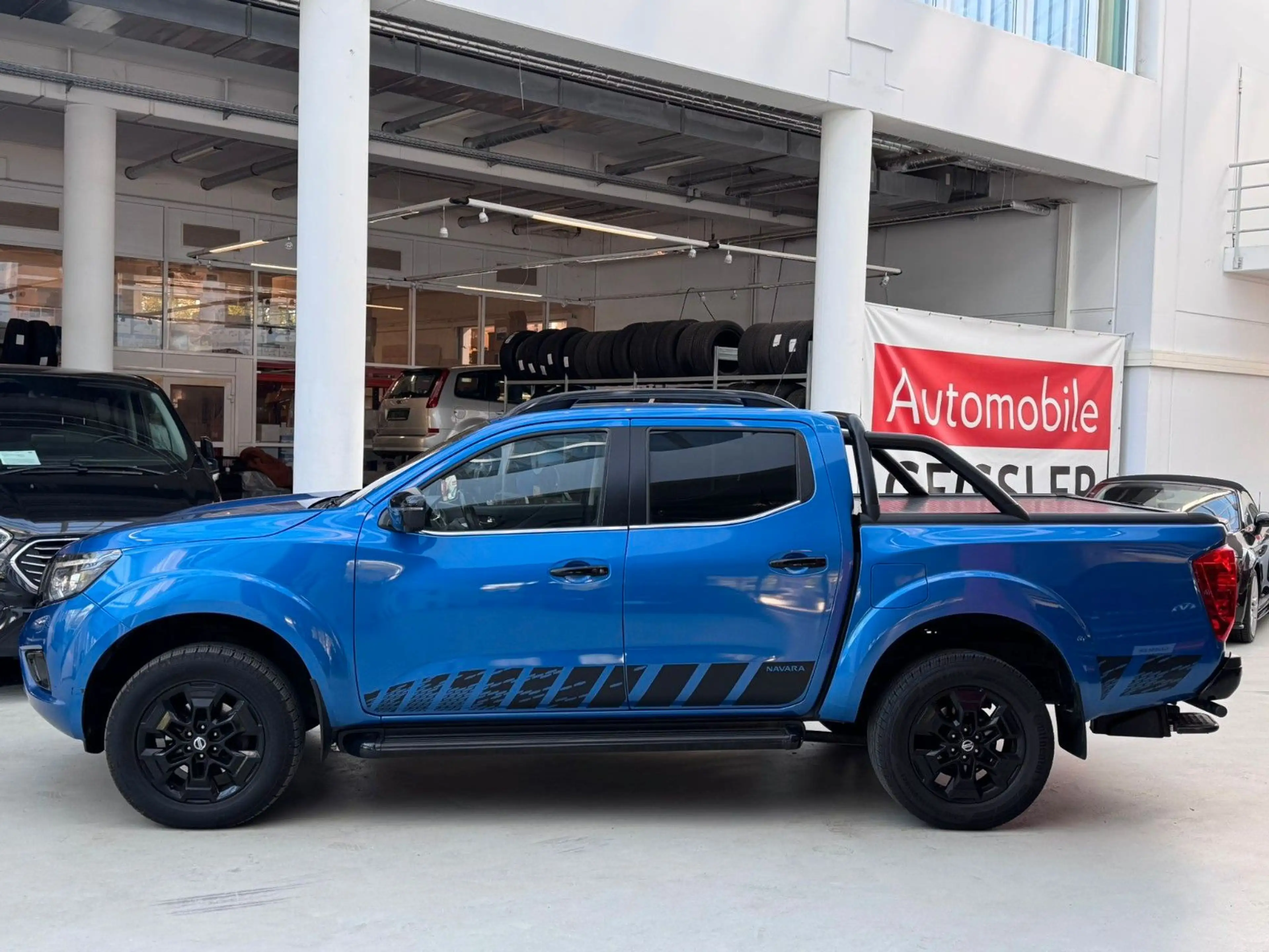 Nissan Navara NP300 N-Guard Double Cab Top gepflegt — photo 2