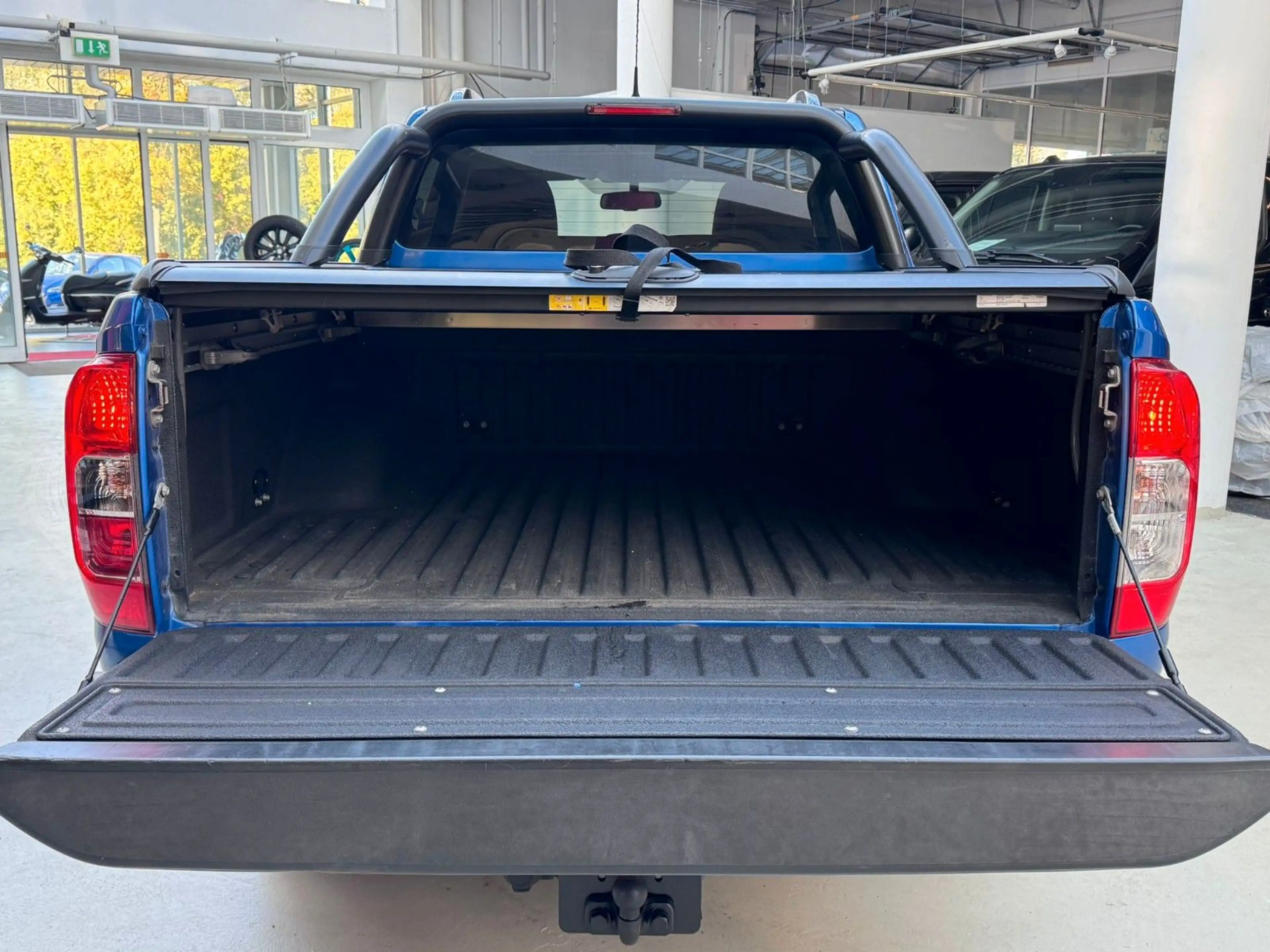 Nissan Navara NP300 N-Guard Double Cab Top gepflegt — photo 4