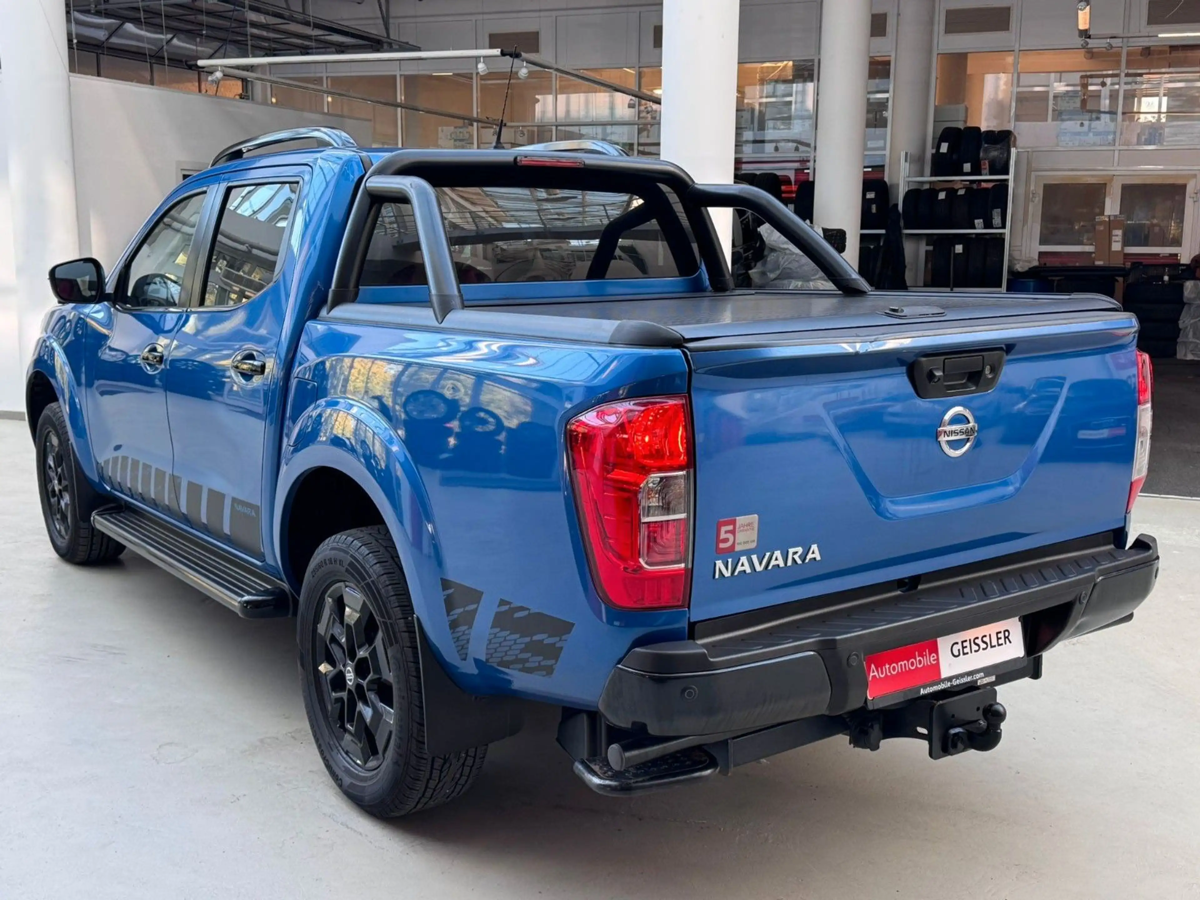 Nissan Navara NP300 N-Guard Double Cab Top gepflegt — photo 3