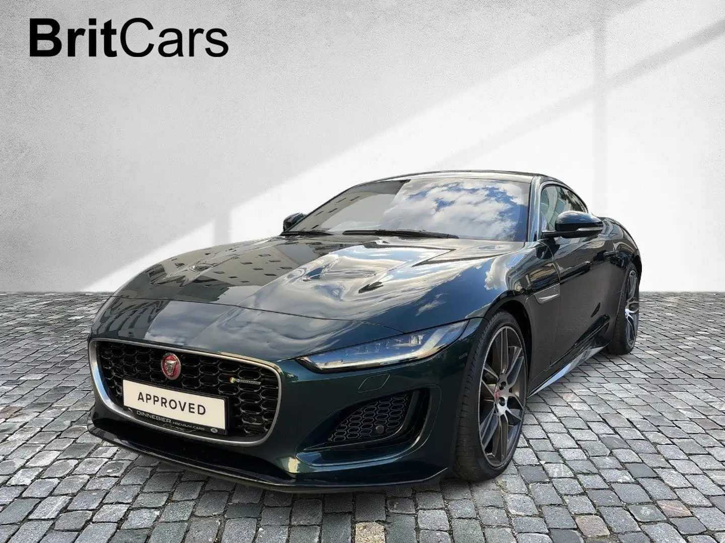 Jaguar F-Type P450 AWD R-Dynamic Vert - 2