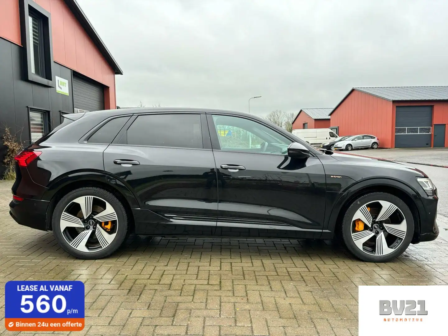 Audi e-tron 55 quattro S edition 95 kWh Zwart - 1