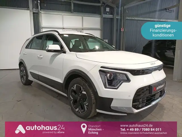 2022 Kia E-Niro in White for sale