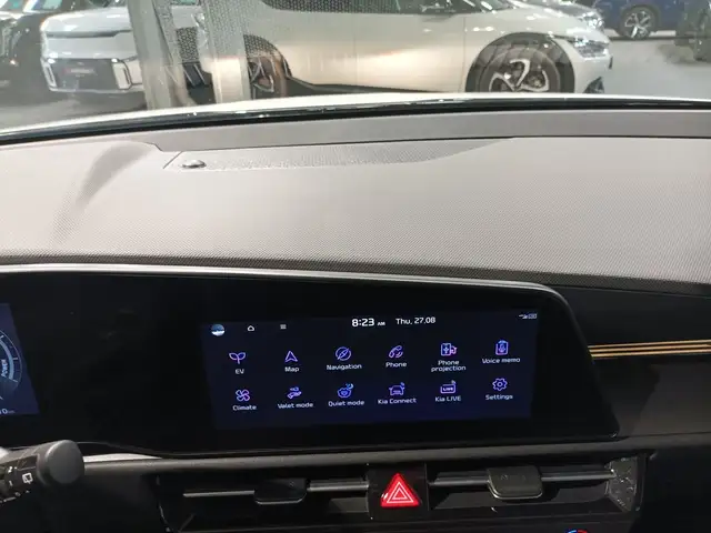 Kia E-Niro view 11