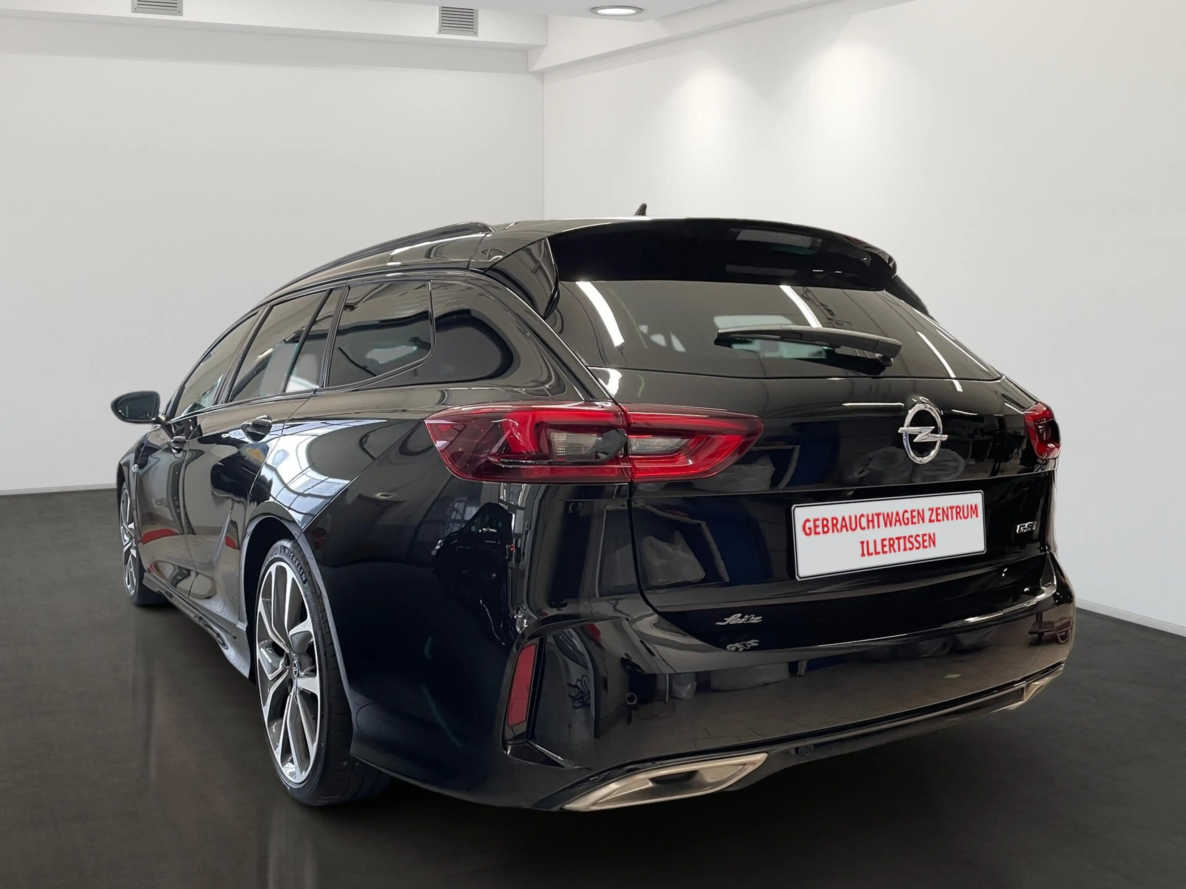 Opel Insignia B Sports Tourer 4x4 GSi *AHK*LED*KAMERA* — photo 4