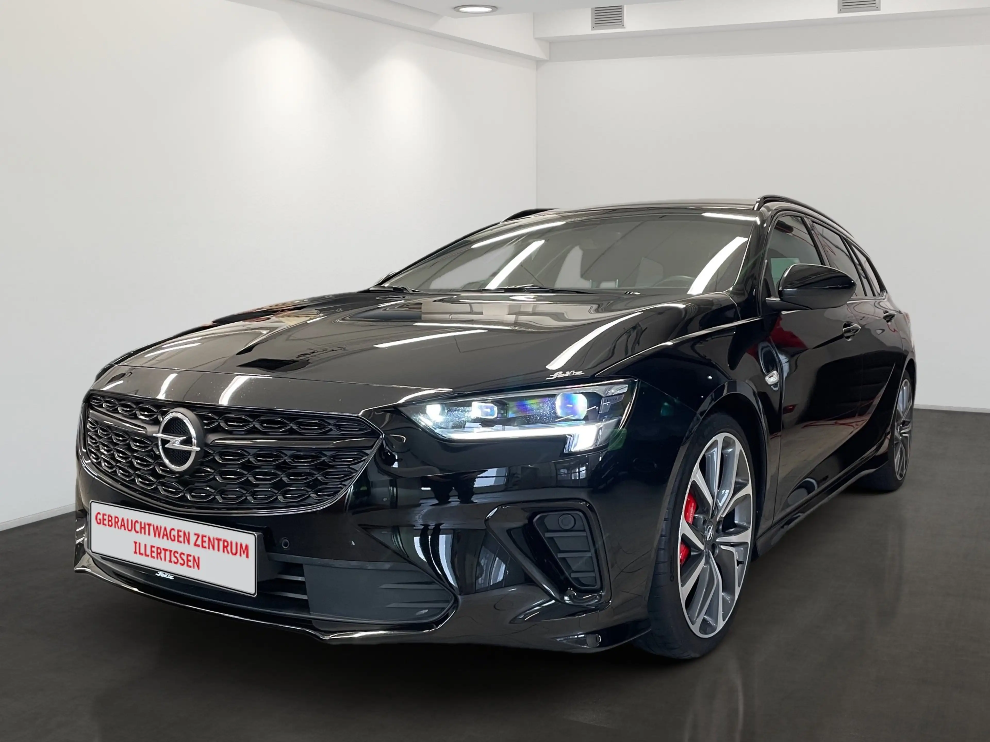 Opel Insignia B Sports Tourer 4x4 GSi *AHK*LED*KAMERA* — photo 2