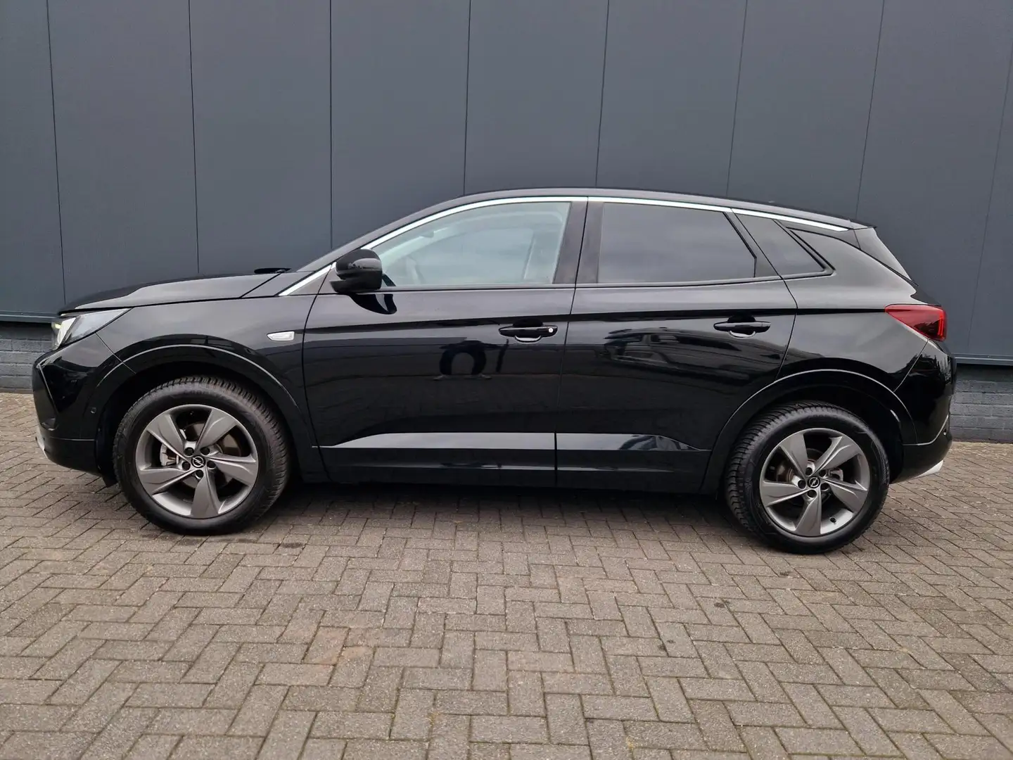 Opel Grandland 1.2 Turbo EAT8 130Pk /Winterpakket /Carplay Noir - 2