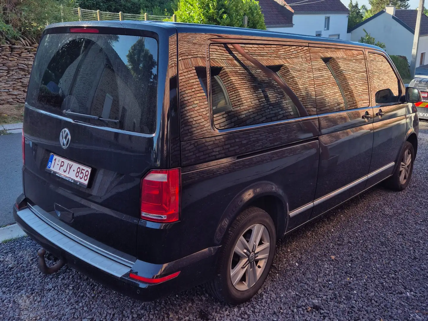 Volkswagen T6 Caravelle 2.0 TDi SCR 4Motion BMT Highline Noir - 2