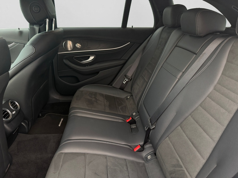 Mercedes-Benz E 400 d T 4M AMG|BURM|AHK|PANO|MBUX|DISTR|360° — photo 13