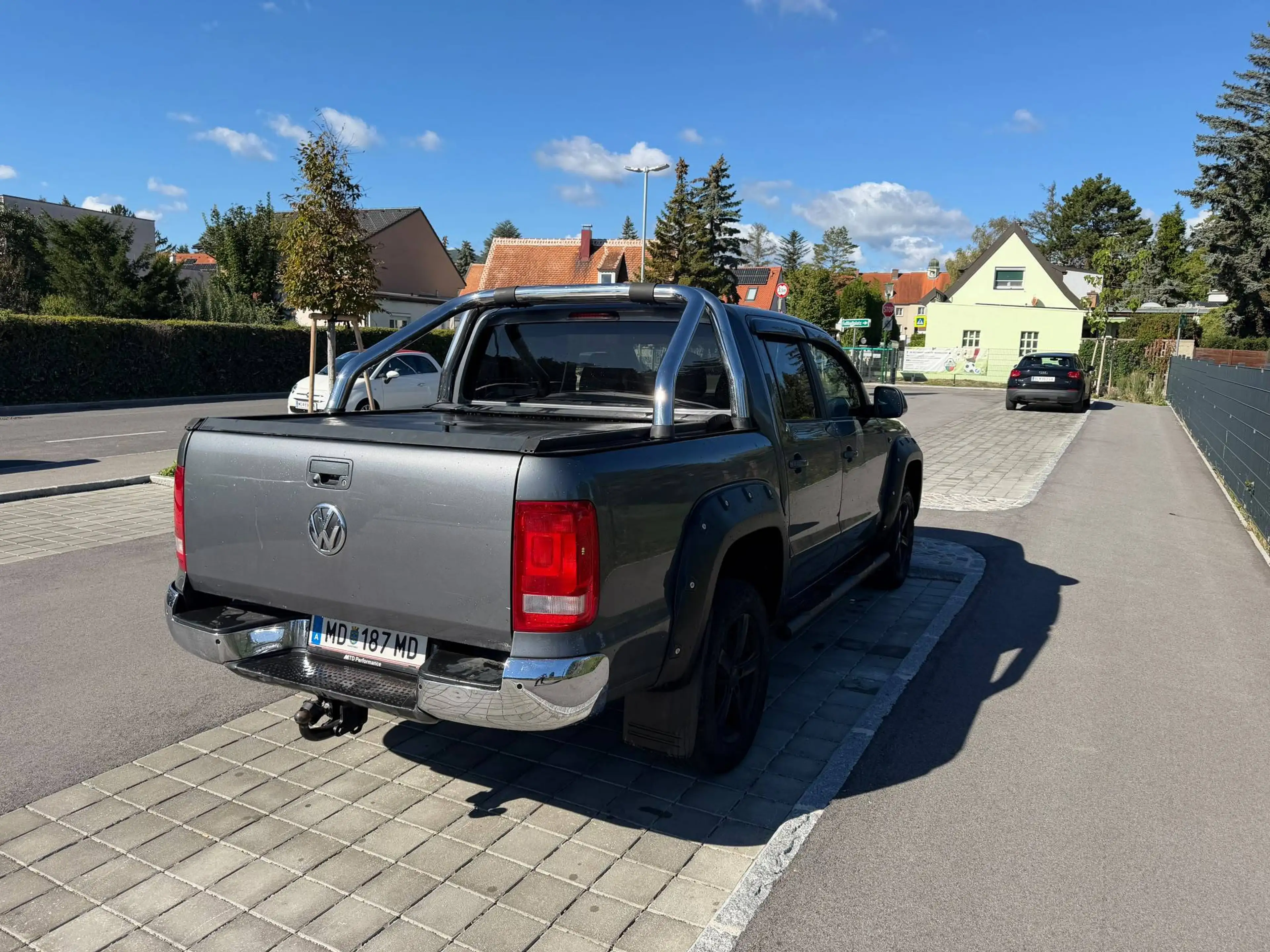 Volkswagen Amarok 2,0 BiTdi — photo 4