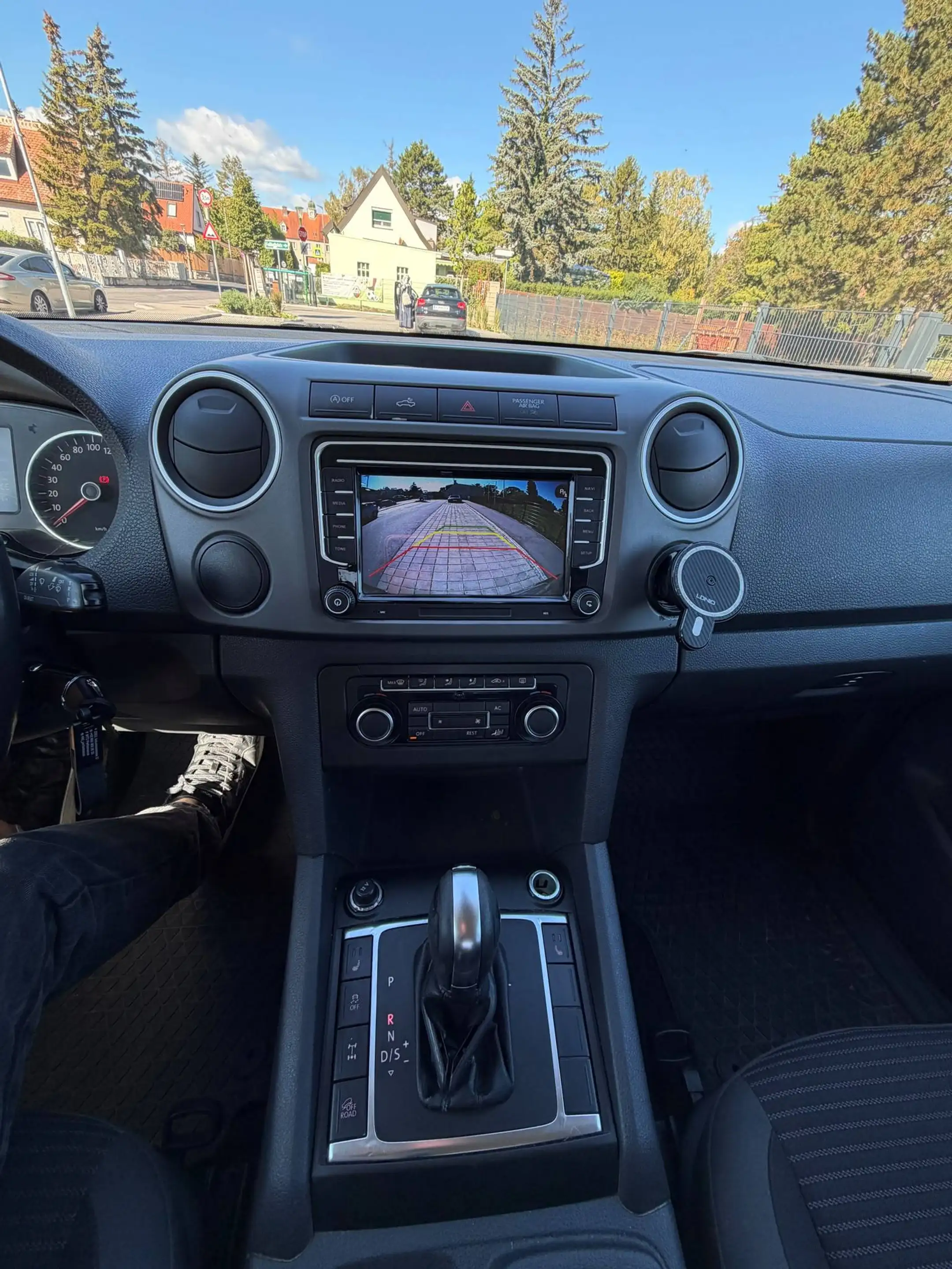 Volkswagen Amarok 2,0 BiTdi — photo 7