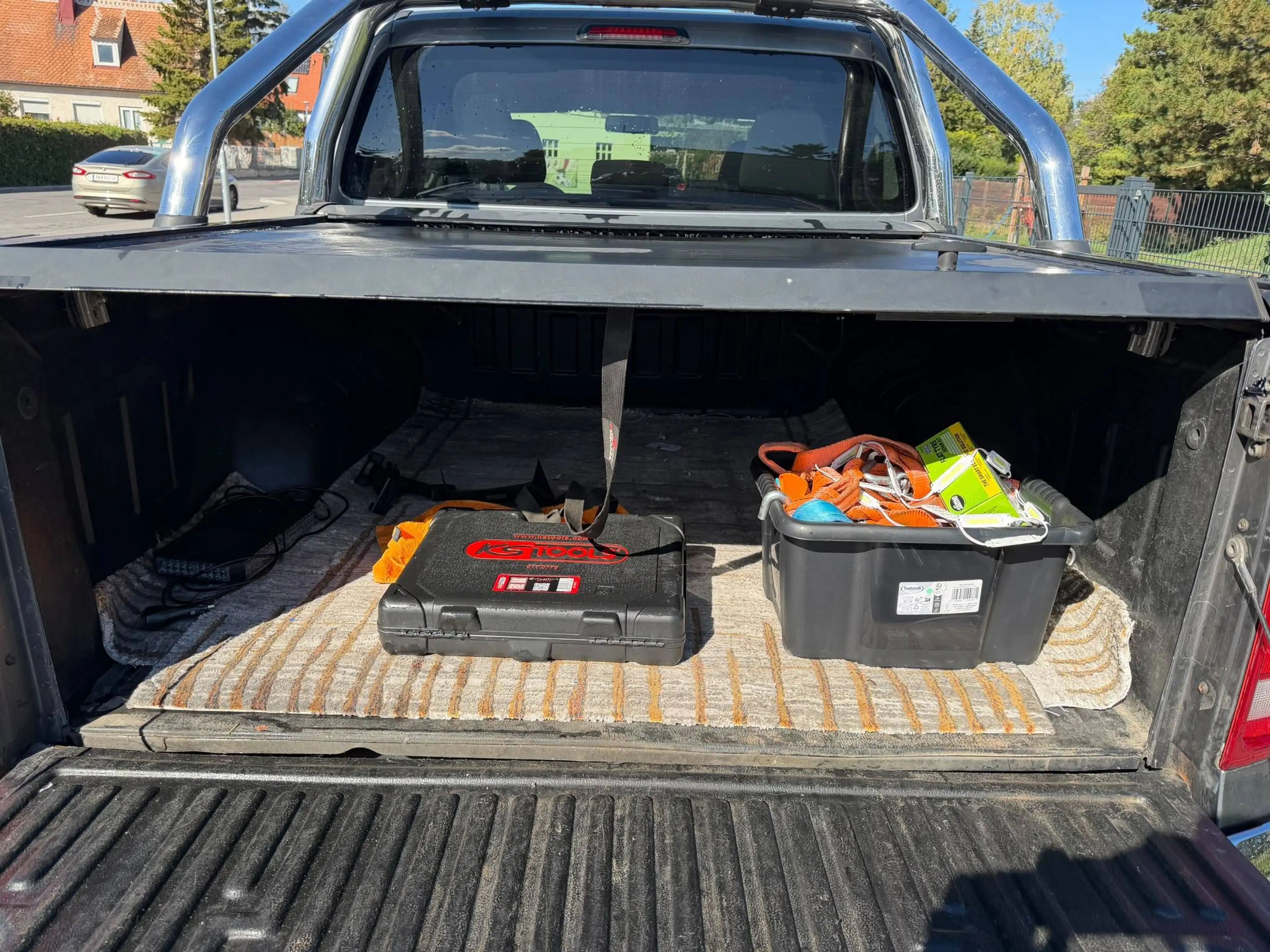 Volkswagen Amarok 2,0 BiTdi — photo 6