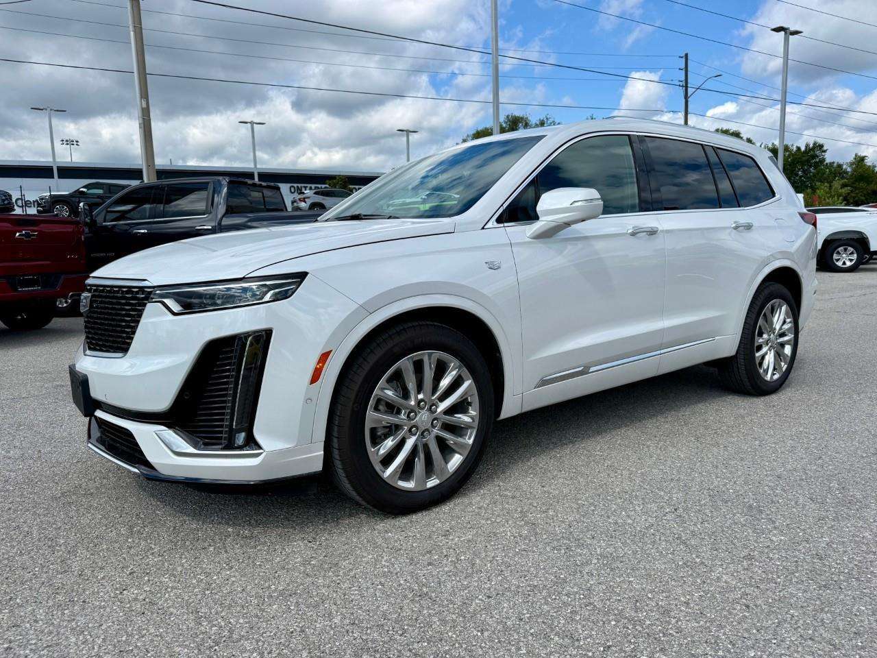 2025 Cadillac XT6 CLIMATE CONTROL / PARKING ASSIST WITH BREAK / POWE