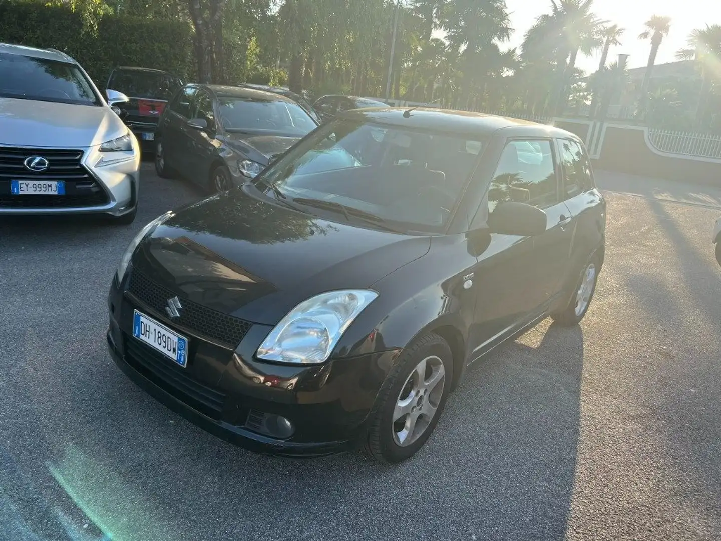 Suzuki Swift 1.3 DDiS 3p. GL Nero - 1