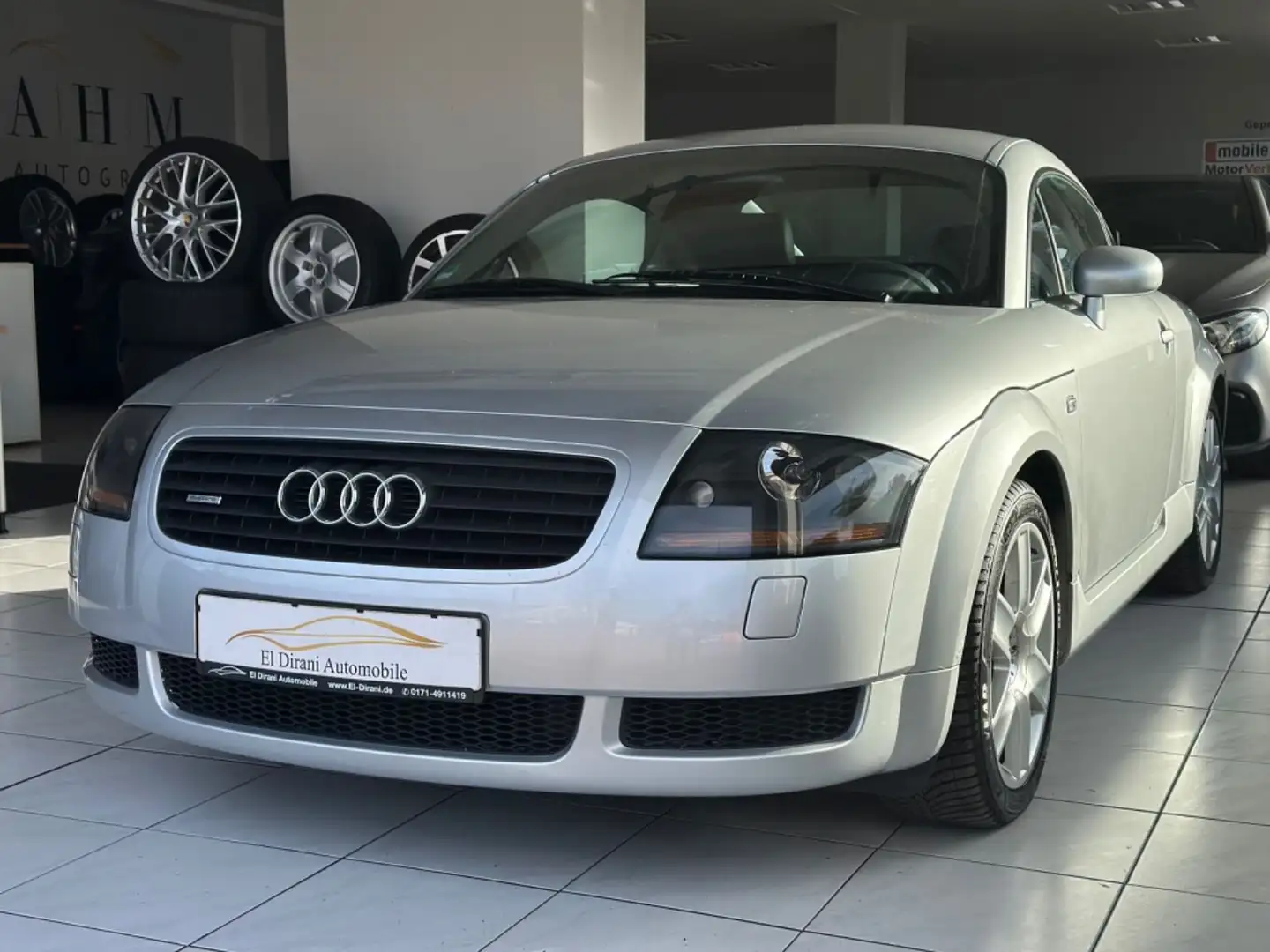 Audi TT Coupe 1.8 T quattro Xen/Leder/Navi/Klima/SHZ/ Silber - 1
