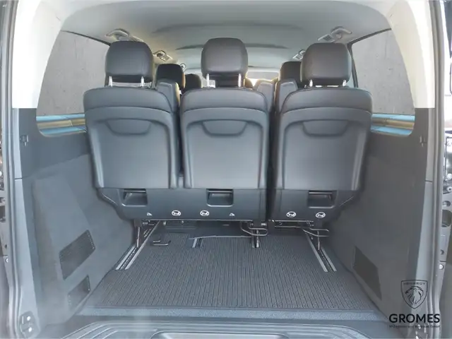 Mercedes-Benz Vito view 9