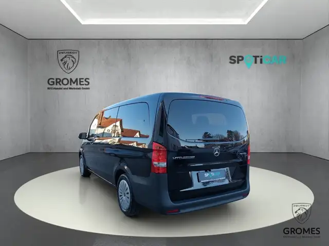 Mercedes-Benz Vito view 7