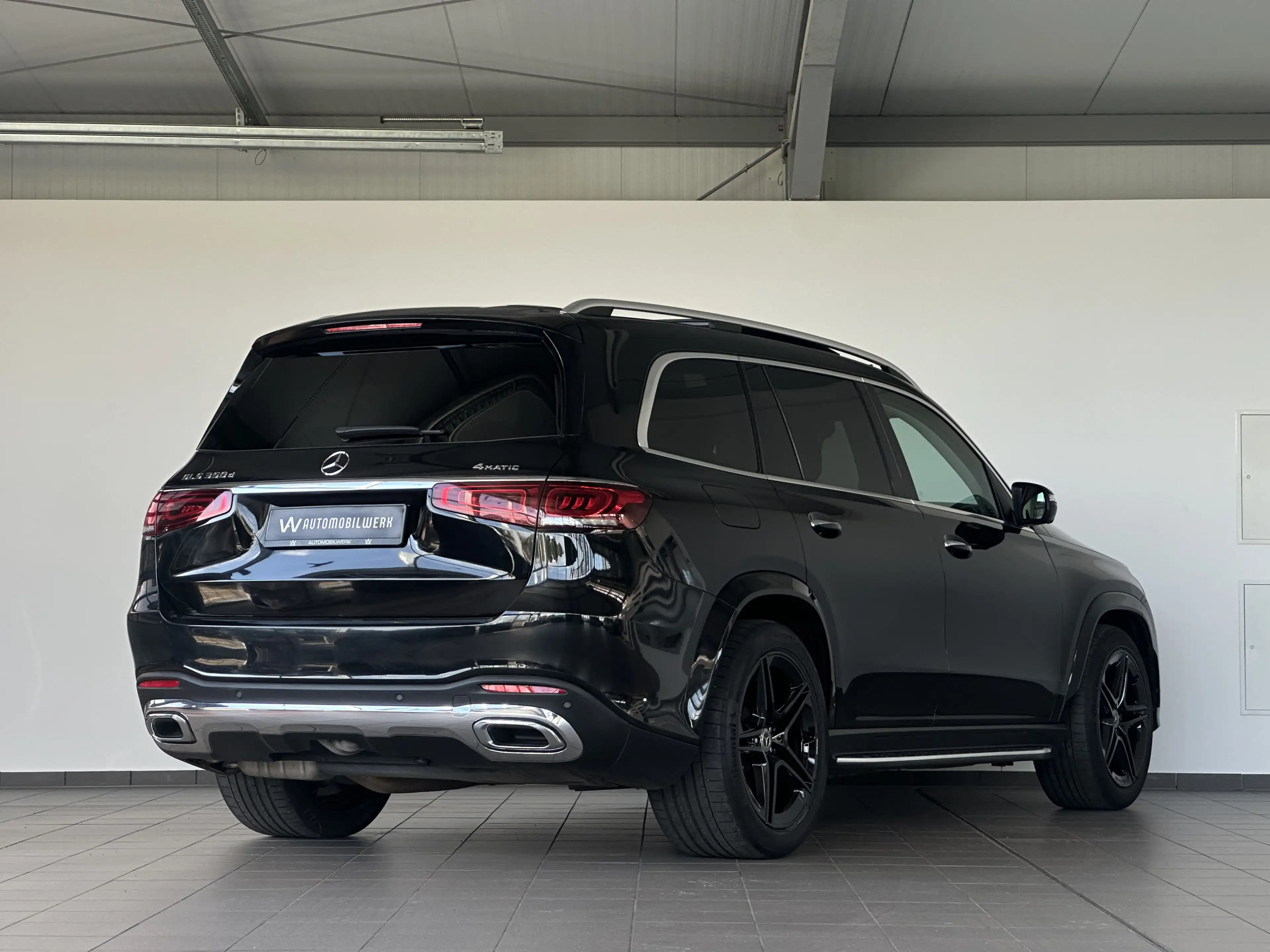 Mercedes-Benz GLS 350 AMG LINE *PANO *HUD *BURM *LUFT *DIST — photo 4