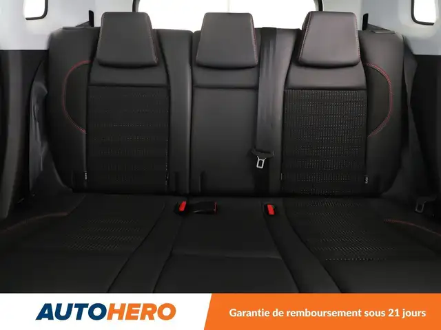 Peugeot 2008 view 15