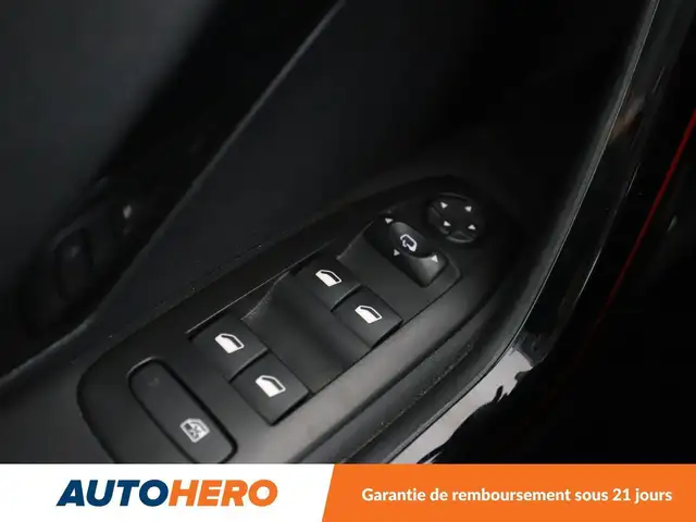 Peugeot 2008 view 30