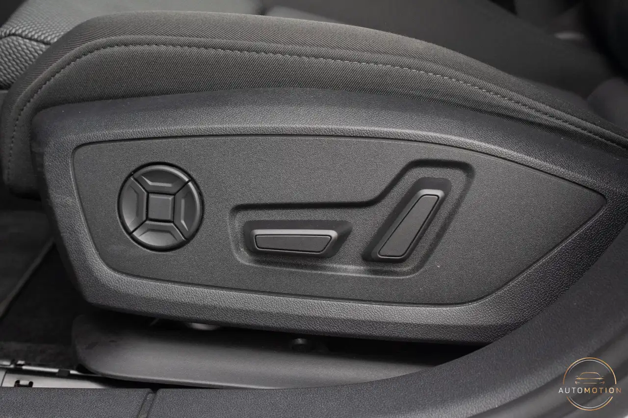 Audi A3 Sportback 45 TFSIe S line Competition PANO MAXTON, миниатюра 7