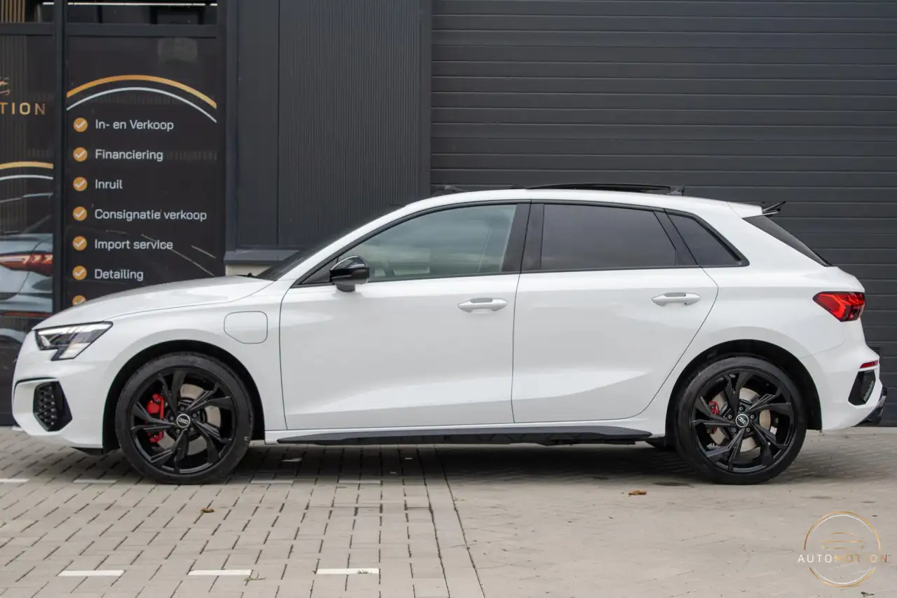 Audi A3 Sportback 45 TFSIe S line Competition PANO MAXTON, миниатюра 23