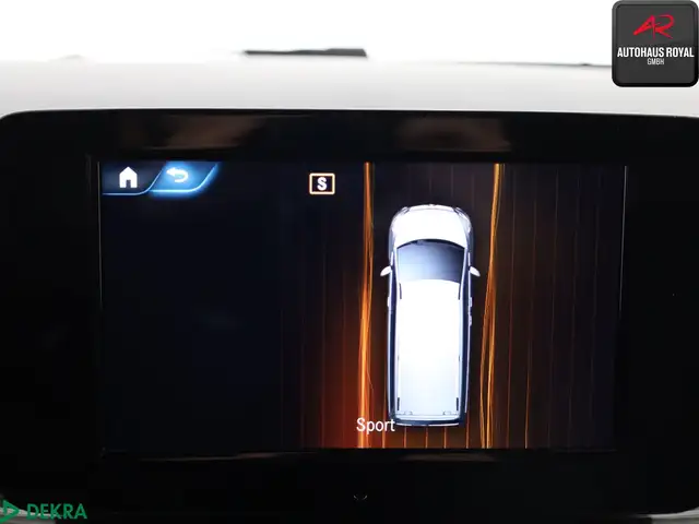 Mercedes-Benz V-Class view 15